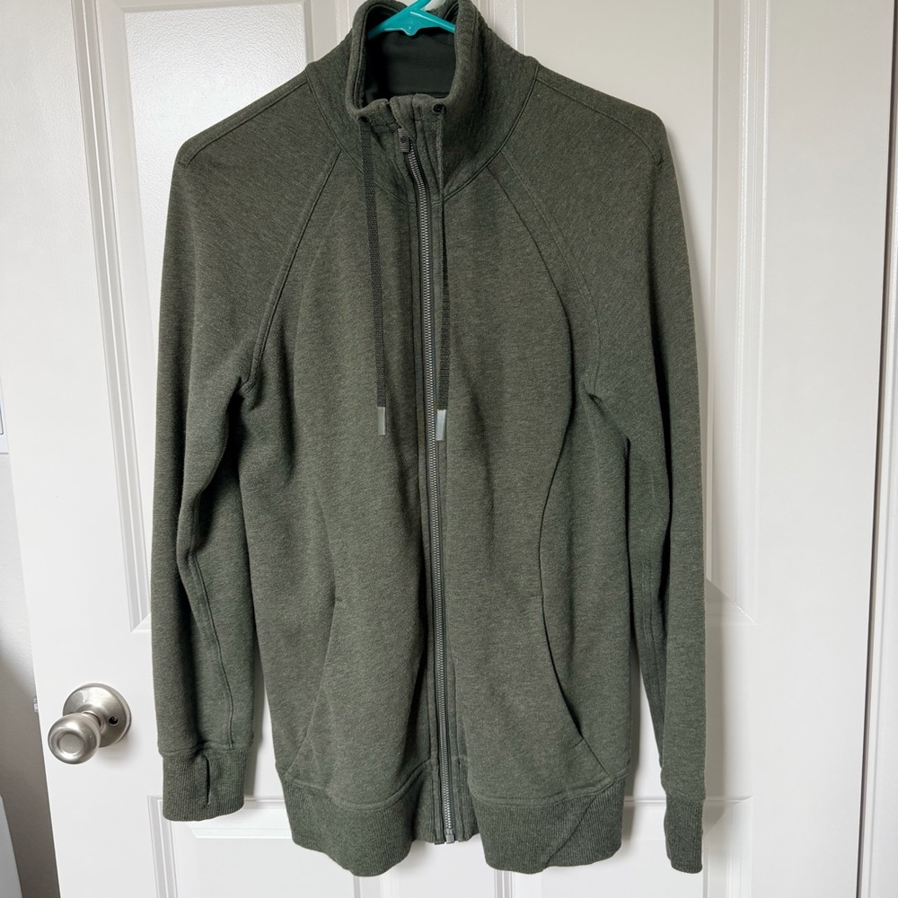 lululemon huddle & hustle jacket - heathered camo green - size 6